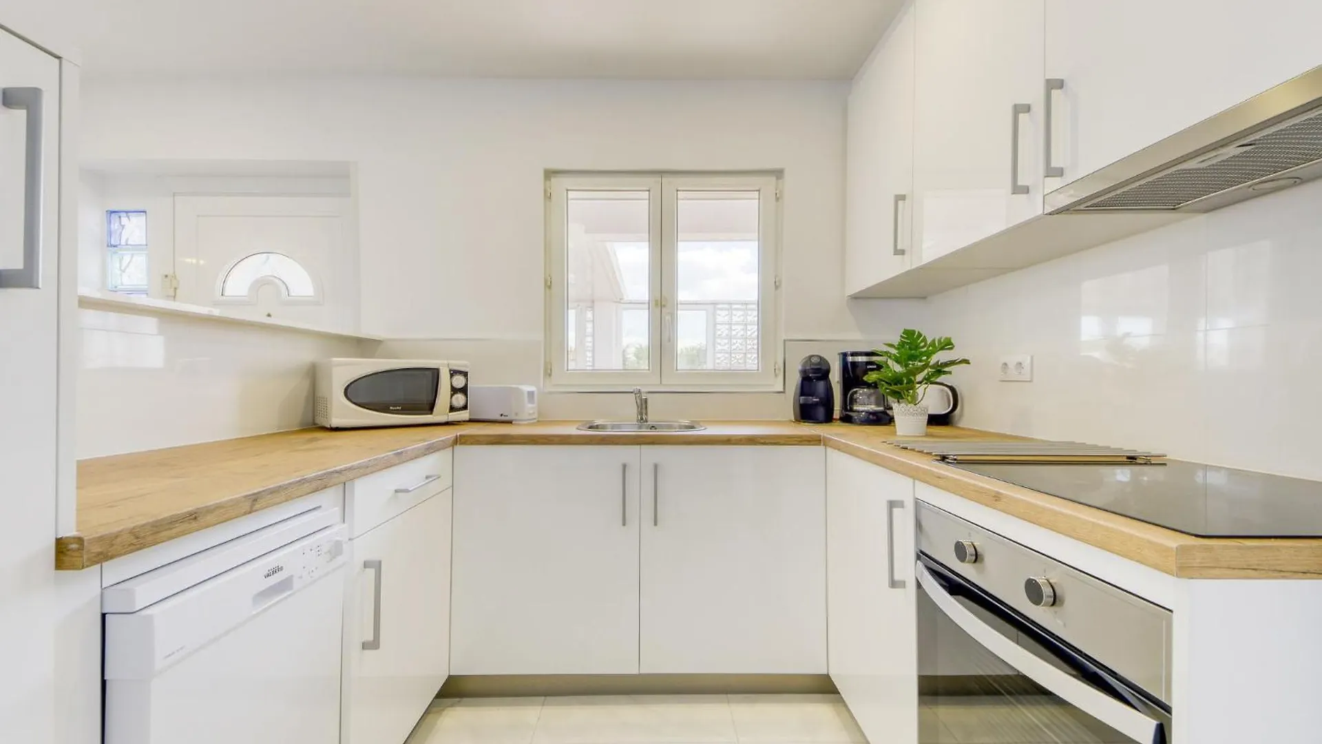 Holiday Home Chavicoto By Interhome エンプリアブラバ スペイン