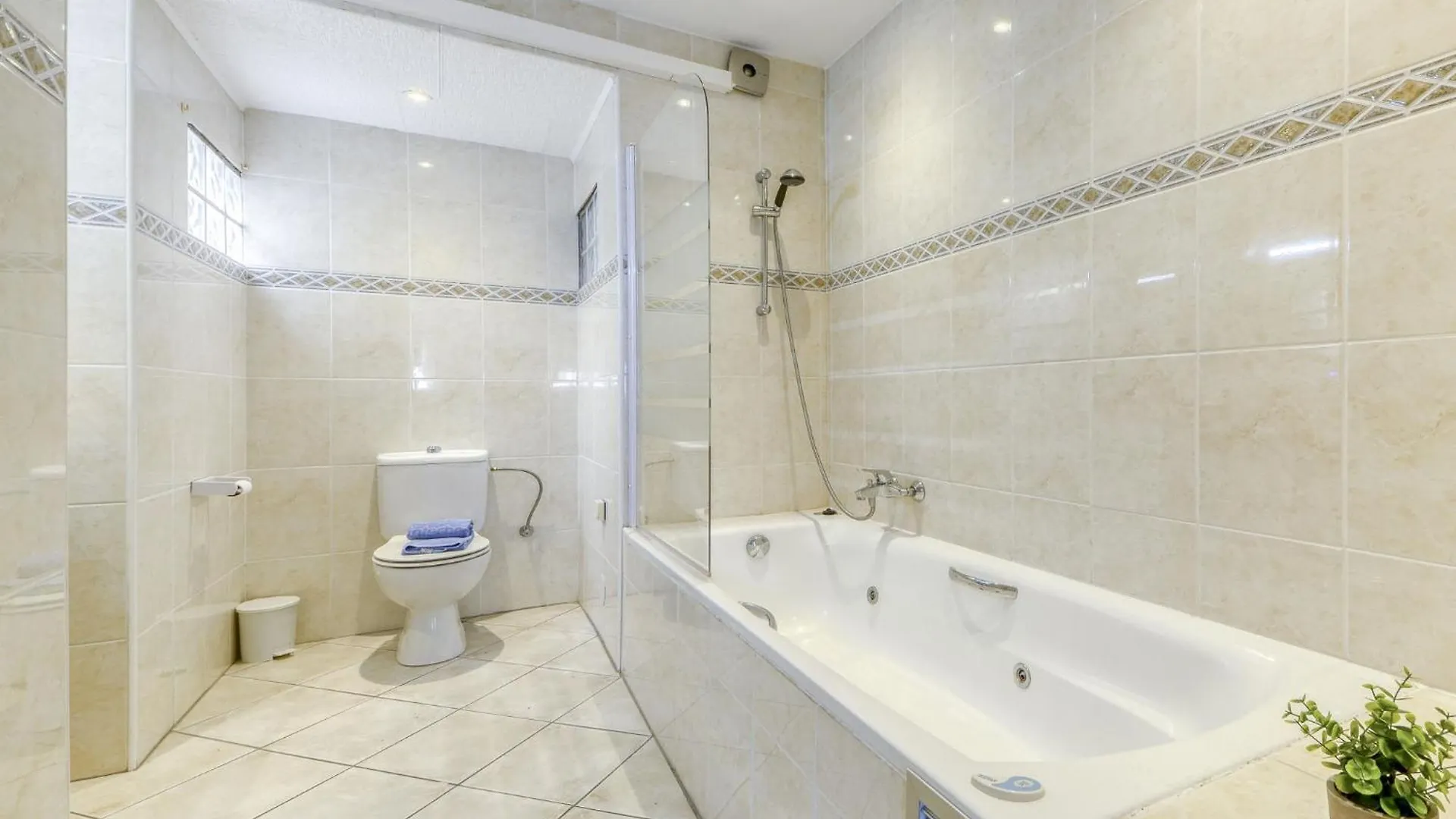 Holiday Home Chavicoto By Interhome Empuriabrava